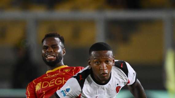 Estupinan dopo Lecce: "Lotteremo per portare questo grande club dove merita"
