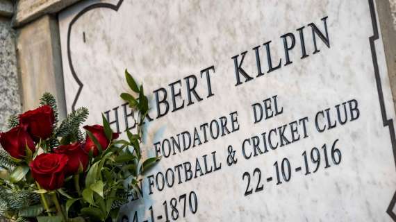 Herbert Kilpin riceve gli onori della tumulazione nella Cripta del Famedio del Cimitero Monumentale di Milano