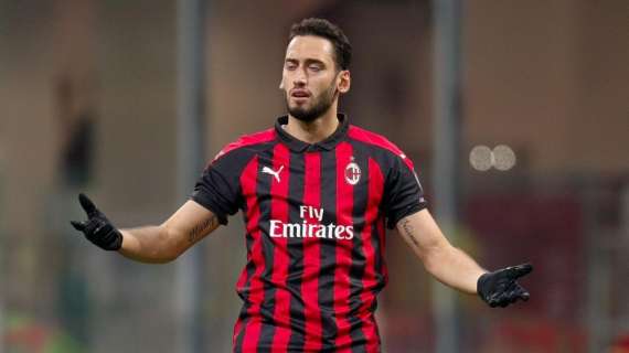 Calhanoglu: "Spiace per la partenza di Higuain, Piatek si è adattato subito a noi. L'obiettivo è sempre la Champions"