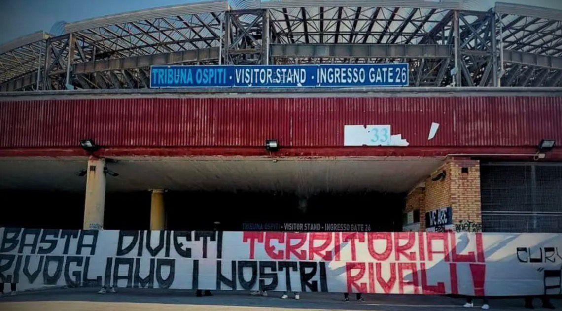 Divieto di trasferta, la Curva A del Napoli: “Basta divieti territoriali, rivogliamo i nostri rivali”