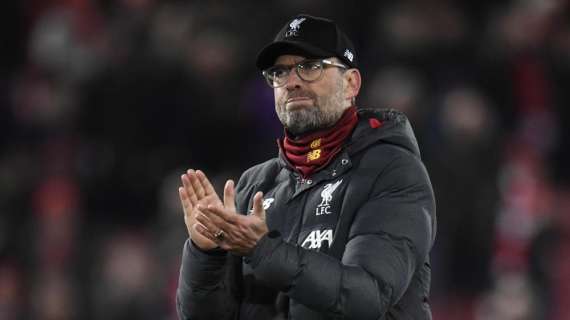 Calcio: Klopp "vorrei abbracciare i miei ragazzi, ma ora no"