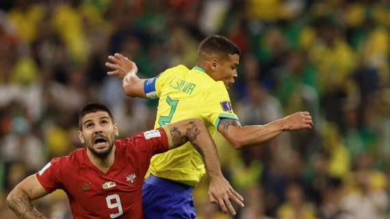 Brasile, la tristezza di Neymar e T. Silva dopo l'eliminazione: "Ci viene da piangere, non ci crediamo"