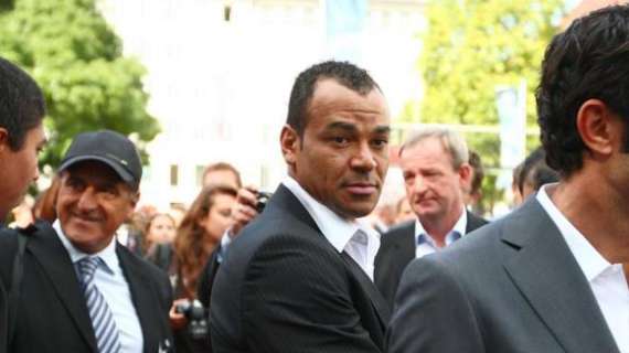 Cafu: "Ambro l'ultimo del vascello, spero che il Milan torni grande"