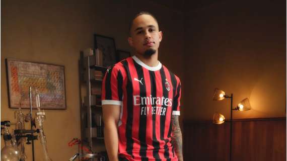 La nuova maglia del Milan realizzata con RE:FIBRE: ecco di cosa si tratta