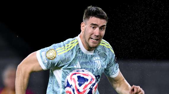 Vlahovic rifiuta Turchia e Arabia: vuole il Milan ma deve ridursi l'ingaggio