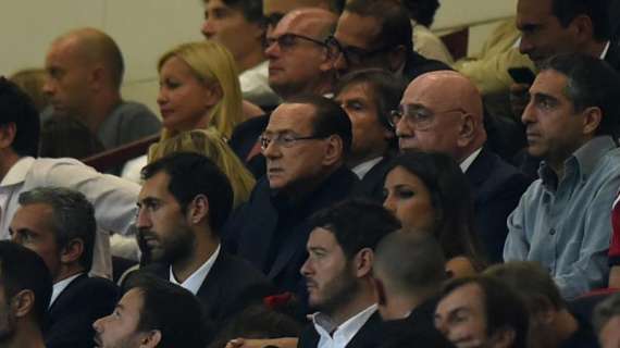 Berlusconi promuove il Milan ma avverte le punte: occhio a non fare come Balotelli