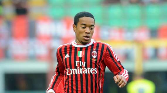 Luci ed ombre per Emanuelson, ultimo ad alzare bandiera bianca