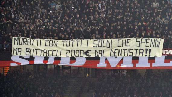 Dalla Sud striscione ironico su Moratti