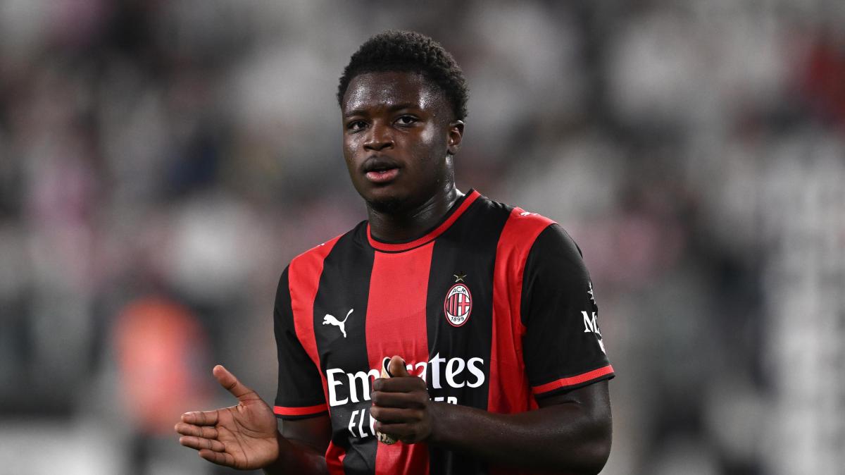 Tutta la nonchalance di Cisse: segna come se fosse la cosa più facile del mondo. Ma Amorim predica calma
