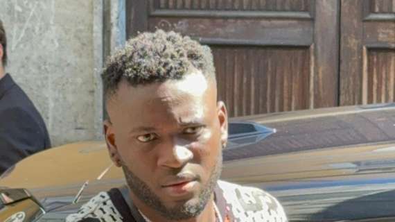 VIDEO MN - Boniface arrivato alla Madonnina per le visite mediche