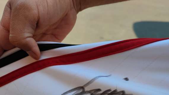 FOTO MN - Primi autografi con il numero di maglia 25 per Florenzi