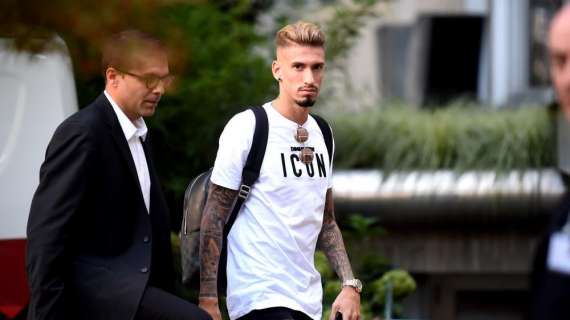MN - Castillejo lascia Casa Milan dopo aver firmato il contratto con il club rossonero