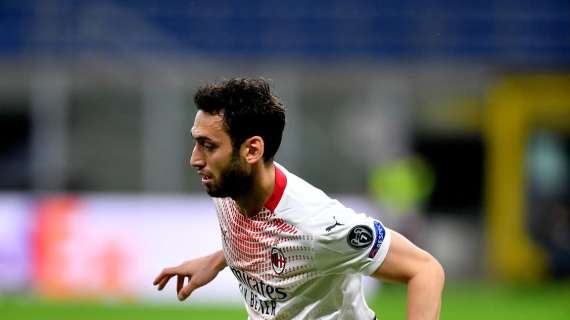 Di Marzio su Calhanoglu: "Non è scontato che vada via, potrebbe rivalutare l'offerta del Milan"