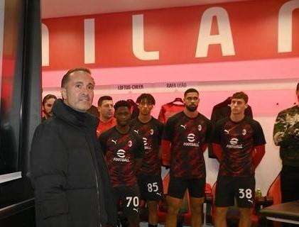 Milan, Cardinale negli spogliatoi prima della Roma: l’abbraccio con Pioli e i complimenti per Pulisic