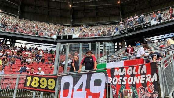 FOTO - Real Madrid-Milan, porte aperte al Wörthersee Stadion: presenti diversi Milan Club