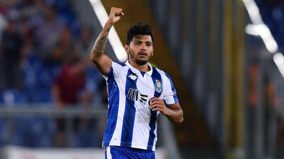 Gazzetta - Milan-Porto, distanza per Corona: ma può succedere di tutto