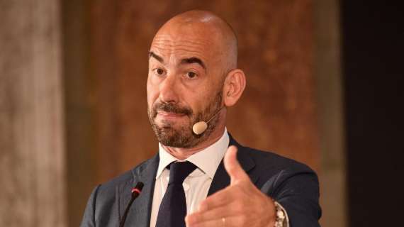 Bassetti: "Aprire gli stadi al 15% per le ultime di Serie A"