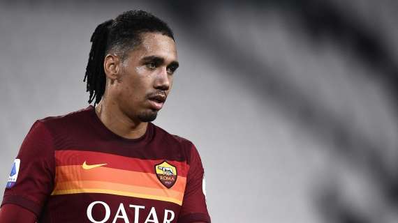 Il Tempo - Milan, proposto Smalling ma il difensore preferirebbe la Roma