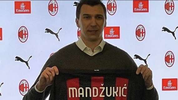 VIDEO - Mario Mandzukic con la maglia del Milan