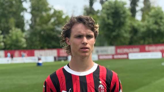 Bianchin fa notare: "Comotto era alla prima dall'inizio con gli adulti, in un ruolo non necessariamente abituale: Allegri lo vede da playmaker e lì lo fa giocare"