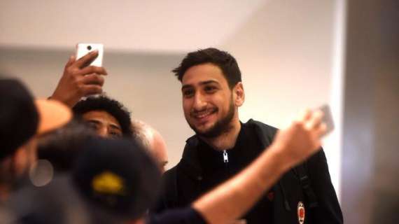 PHOTOGALLERY MN - Ecco gli scatti dell'arrivo del Milan a Doha