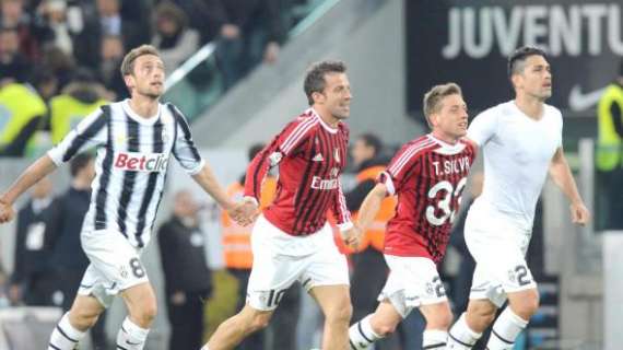 FOTO - Del Piero con la numero 10...del MIlan