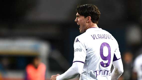 Fiorentina, l'Arsenal pronta a offrire 85 milioni per Vlahovic ma lui vuole restare fino a giugno