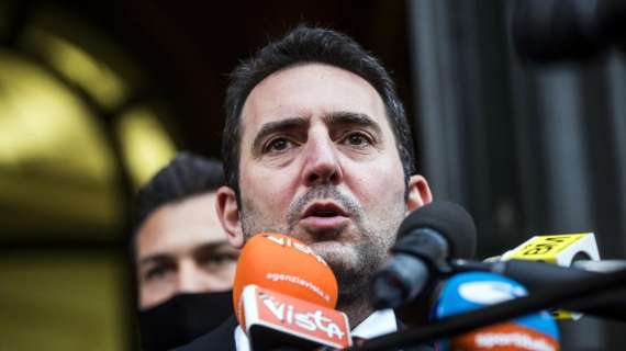 Spadafora sul calcio in chiaro:  Già stasera si può chiudere un ottimo accordo"