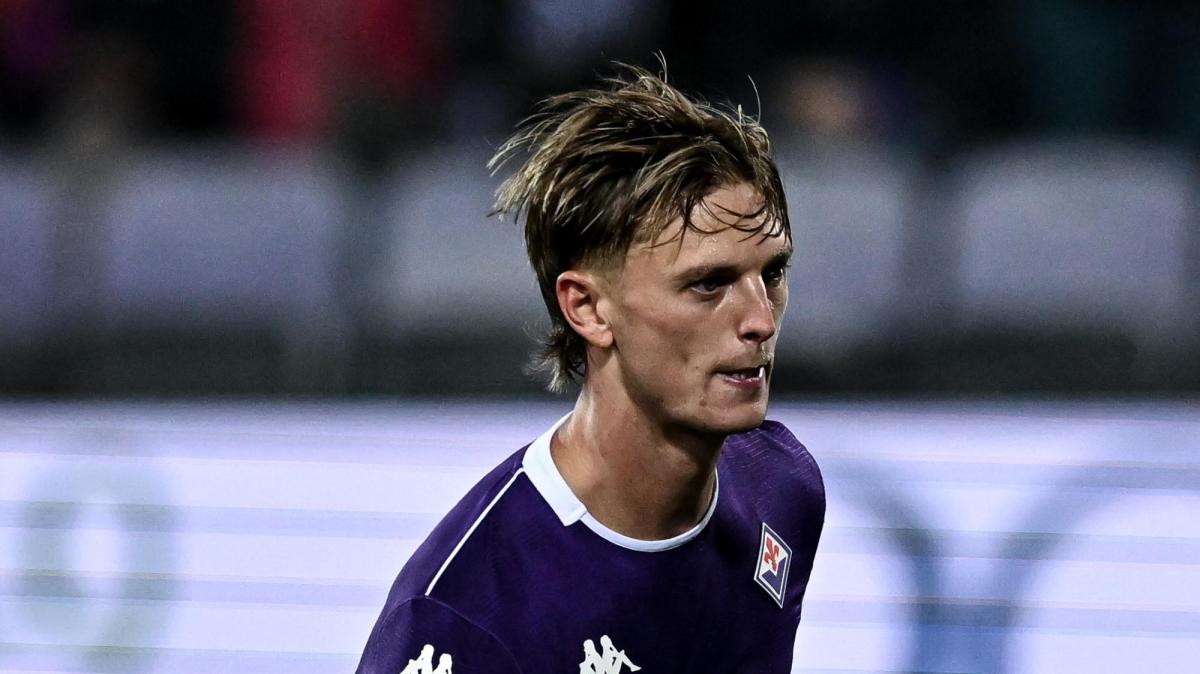 Genoa e Fiorentina divertono il pubblico neutrale ma non si aiutano: 2-2 al Ferraris