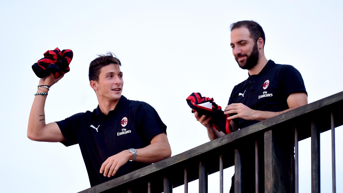 Caldara non dimentica: “La foto con Higuain mi fa ancora male. Mi pesa non essere mai stato bene”