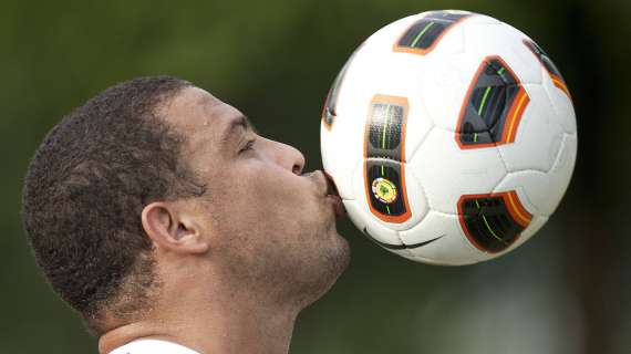 Il Fenomeno si è sposato per la terza volta: Ronaldo dice sì a Celina Locks