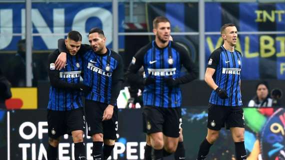 Domenica horror: 5 gol dell'Inter contro il Chievo, il Milan scivola a -18