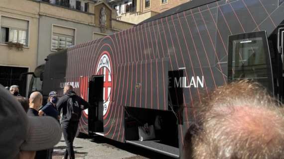 VIDEO MN - Verso Juventus-Milan, rossoneri arrivati a Torino