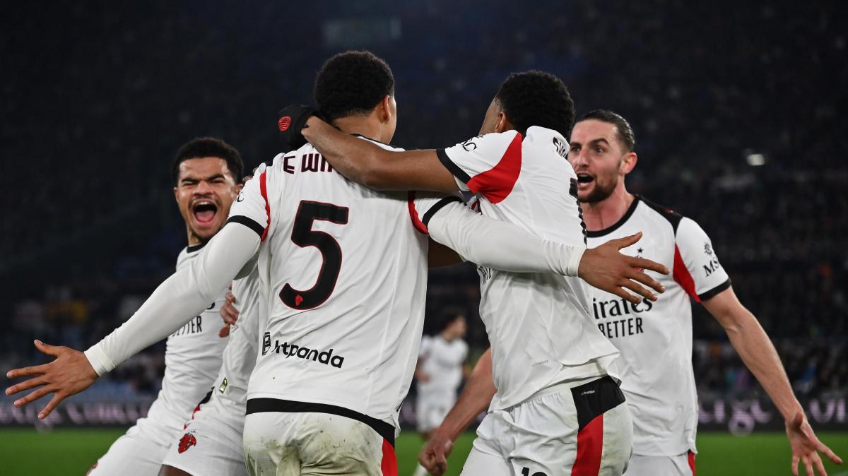 De Winter la sblocca di testa: primo gol in maglia rossonero per il belga 