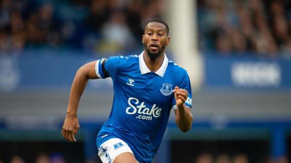 Paura in campo per l’ex Udinese Beto: sviene dopo contrasto aereo