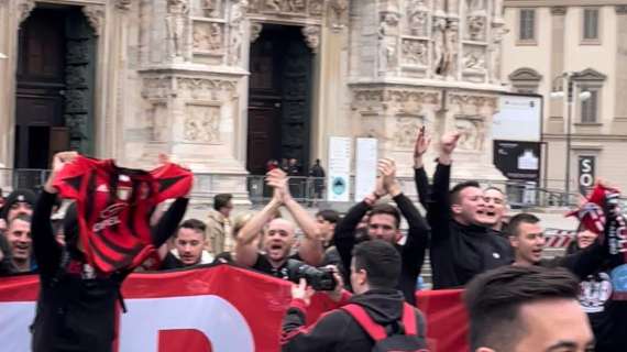 VIDEO MN - Botta e risposta in Duomo! I napoletani: “La capolista se ne va”. Rispondono i milanisti: “Siamo noi i Campioni d’Italia”