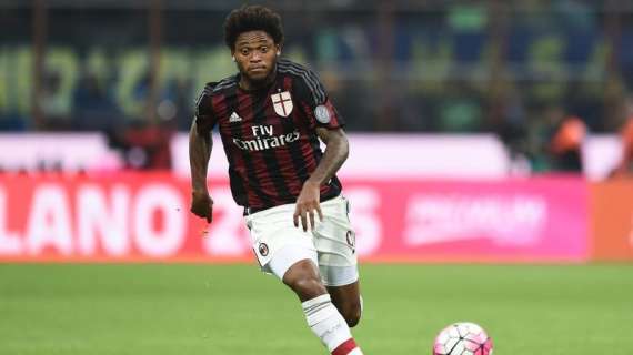 Con Bacca in dubbio, Luiz Adriano si candida ad una maglia da titolare contro la Juve: il brasiliano vuole segnare il suo primo gol lontano da San Siro