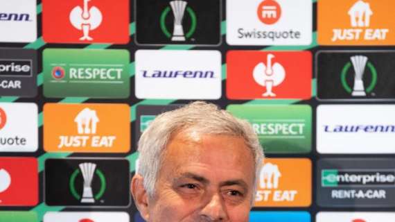 Roma, Mourinho: "Io infelice? Bugia, capisco la situazione del club"