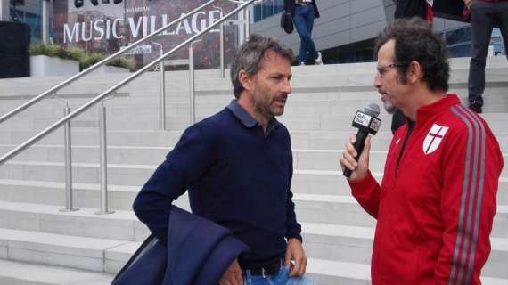 LIVE MN - Ganz: "Orgoglioso di essere qui, non vedo l'ora di iniziare". Spina: "Puntiamo ad entrare in Champions". Carbone: "Ganz ha il dna Milan"