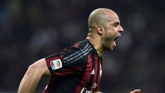 Gli auguri del Milan ad Alex: l'ex difensore oggi compie 38 anni