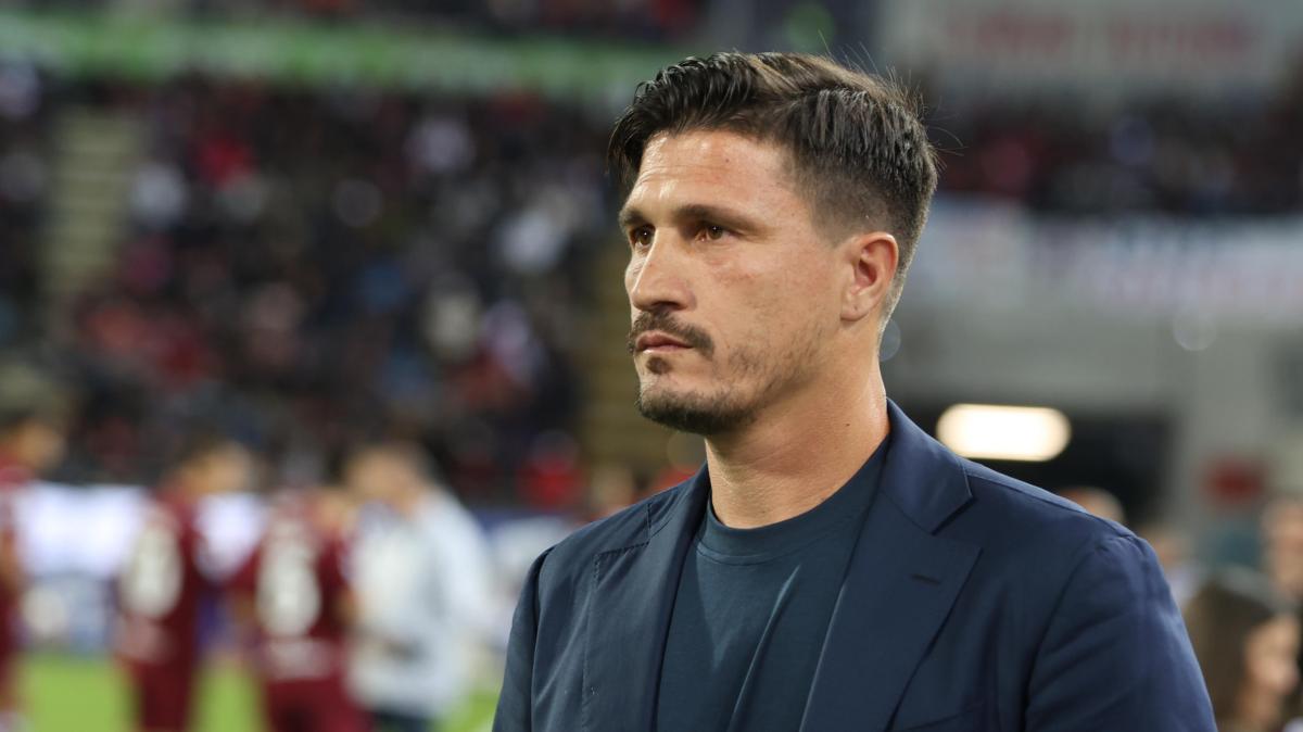 Al tecnico del Cagliari Pisacane il premio Briglia d'oro