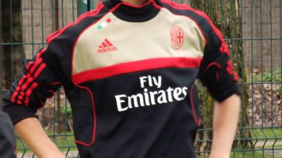 Esordio in rossonero per Lucas Roggia