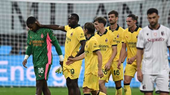 Mike Maignan lascia San Siro in stampelle: ancora il polpaccio