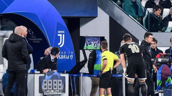 Pubblicità durante il VAR? Offerte mostruose alla FIFA, la Liga ci pensa