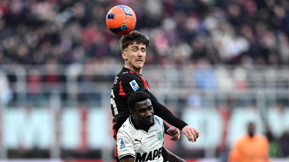 Allegri su Saelemaekers: "Vuole dare talmente tanto che va fuori ritmo"