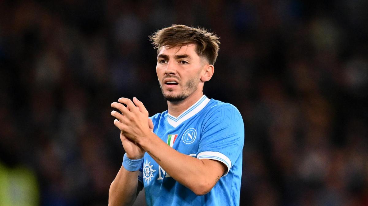 Il Napoli perde anche Gilmour: sarà operato per la pubalgia. Fuori due mesi