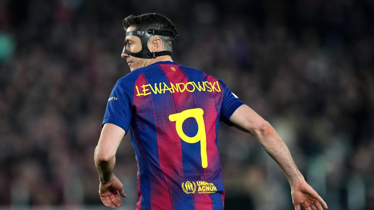 Toni: "Lewandowski non si discute, però mi piacerebbe che Milan, Inter e Juve iniziassero a prendere i giocatori di 25 anni o di 26 anni"