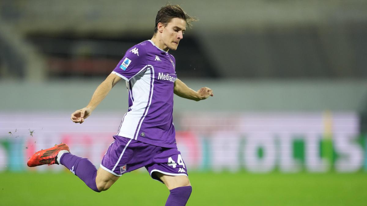 Fiorentina, che rischio: passa agli ottavi di Conference nonostante la sconfitta per 2-4