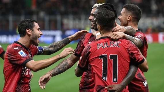 FOTO – Il Milan è atterrato a Cagliari: domani la gara contro i sardi