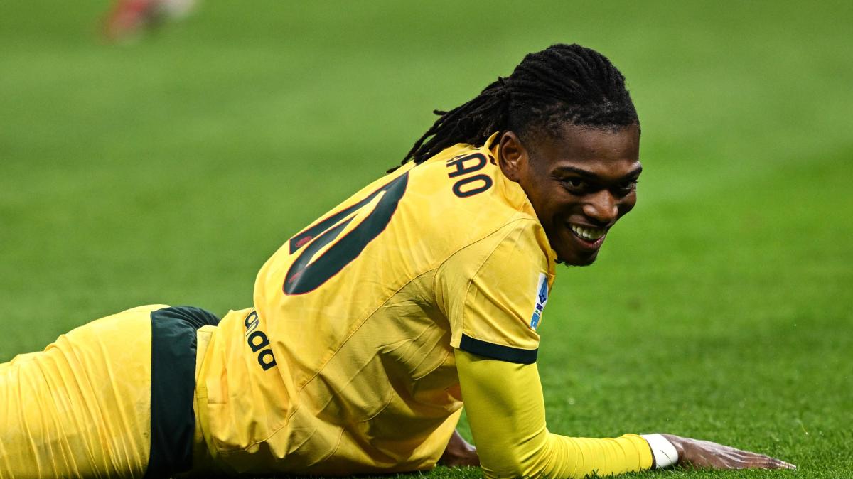 MIL-COM (1-1): gran gol di Leao su assist al bacio di Jashari